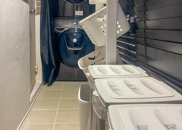 New Gangnam Stn 5min 50inch Tv Netflix Washer Dryer Youon * Seul