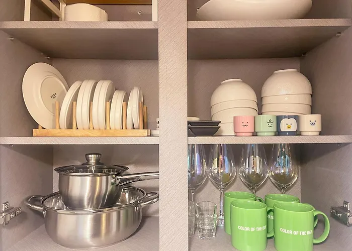 Apartamento New Gangnam Stn 5min 50inch Tv Netflix Washer Dryer Youon *